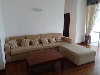 luxury apartment in colombo 7