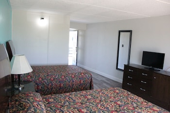 crystal palace resort