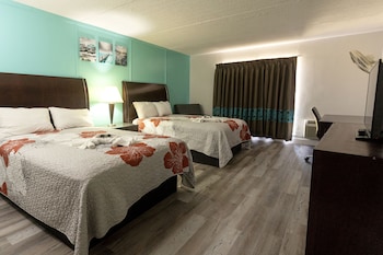 crystal palace resort