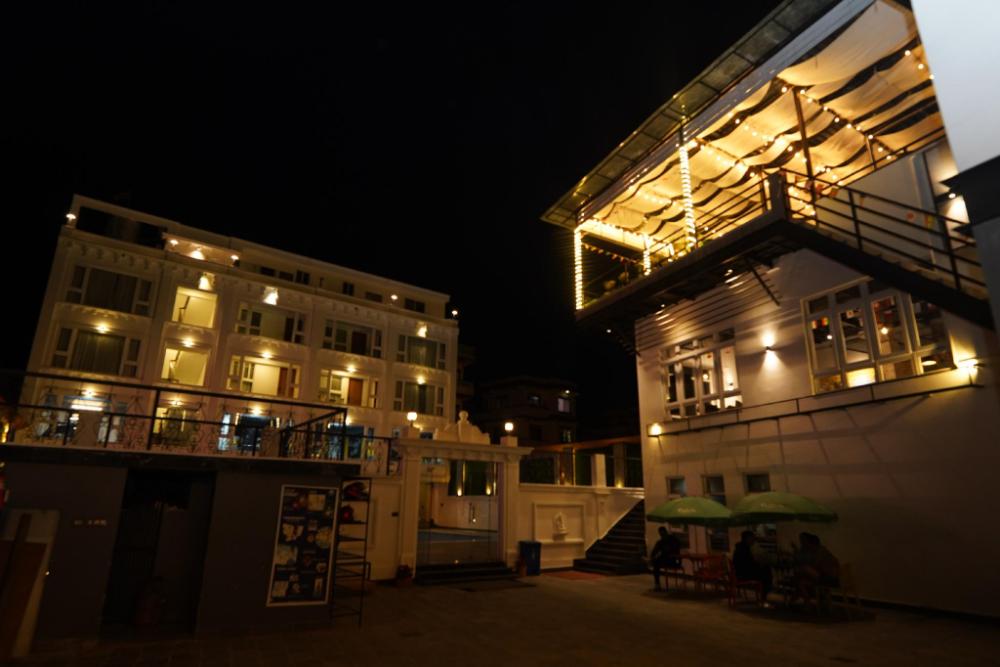 lotus club boutique hotel