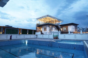 lotus club boutique hotel