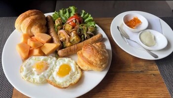 lotus club boutique hotel