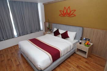lotus club boutique hotel