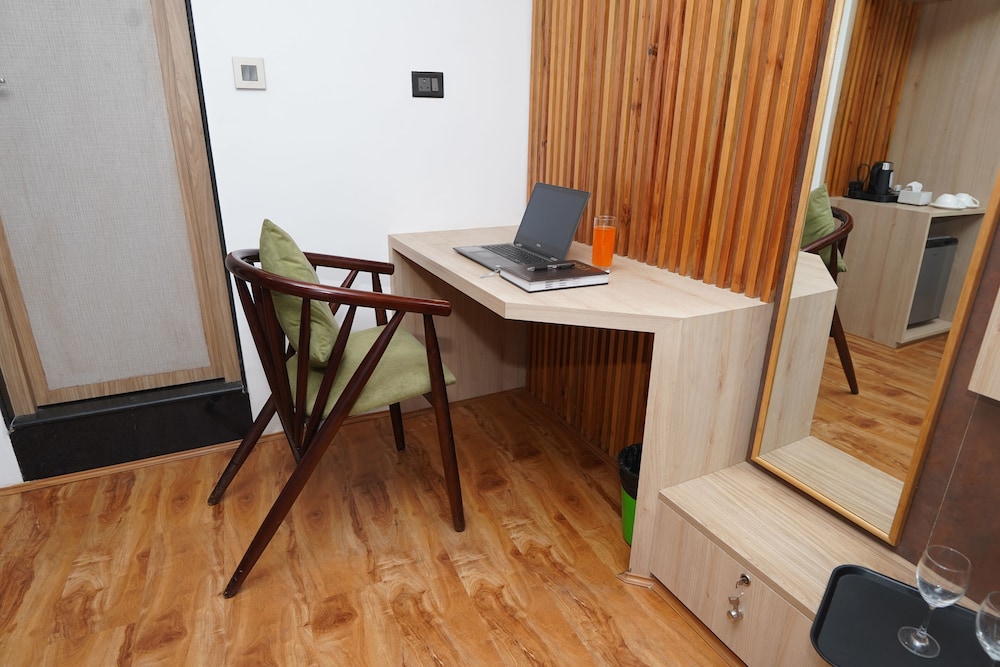 lotus club boutique hotel