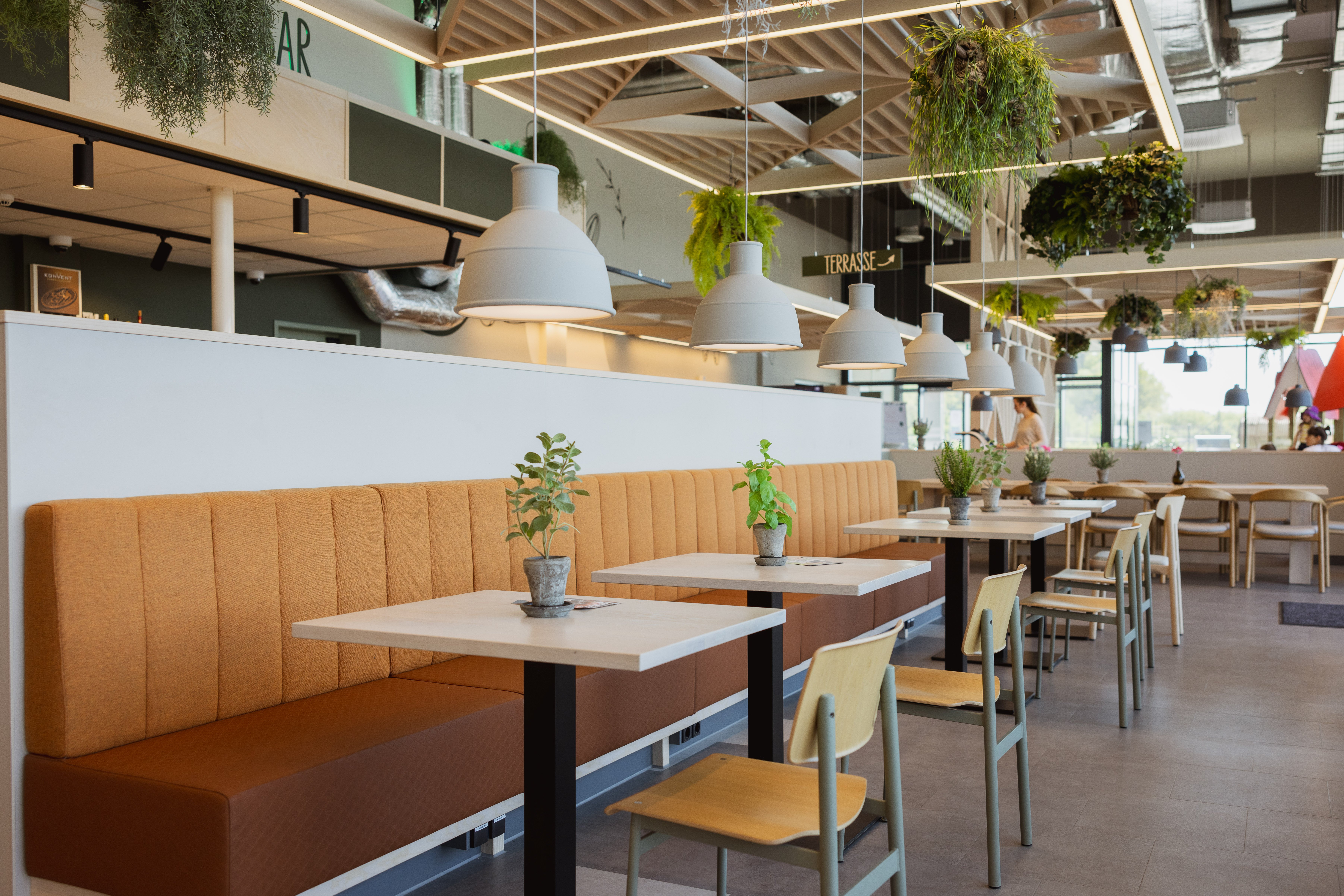 holiday inn express hamburg south a7 as42 an ihg hotel