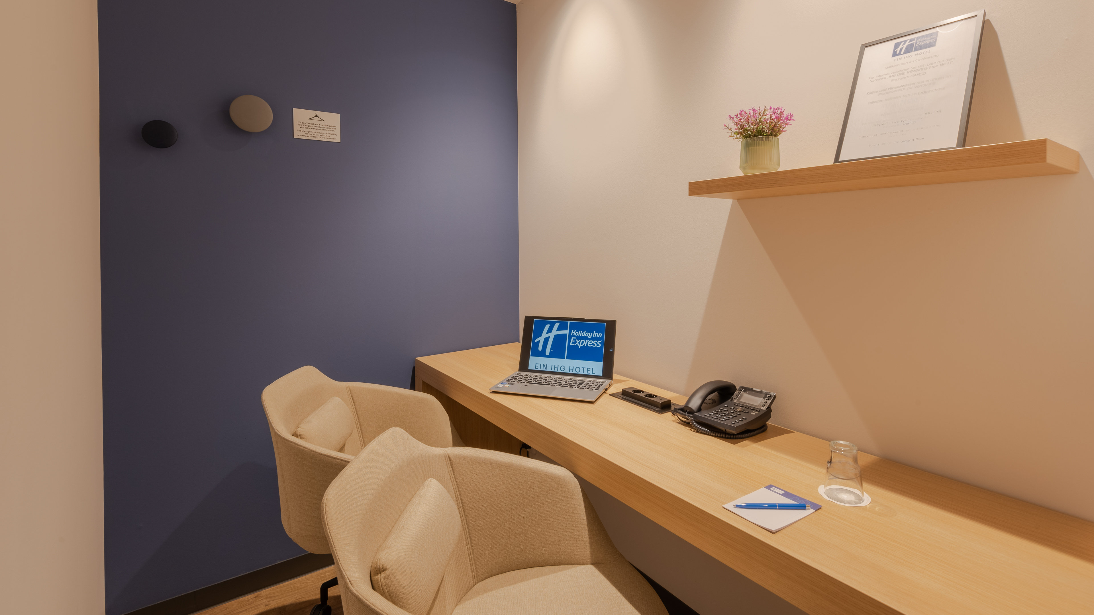 holiday inn express hamburg south a7 as42 an ihg hotel