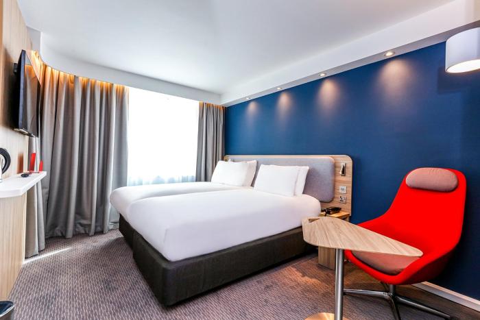 holiday inn express hamburg south a7 as42 an ihg hotel