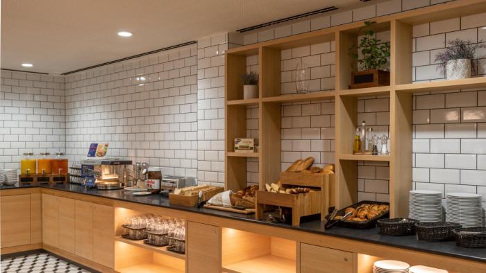 holiday inn express hamburg south a7 as42 an ihg hotel