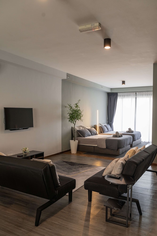 the landmark by the only bnb