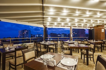 ayhan hotel