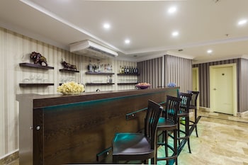 ayhan hotel