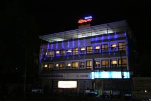 hotel girnar