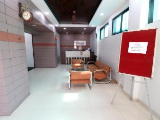 hotel girnar