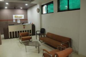 hotel girnar