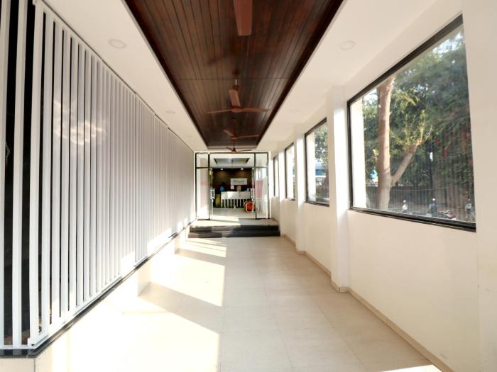hotel girnar