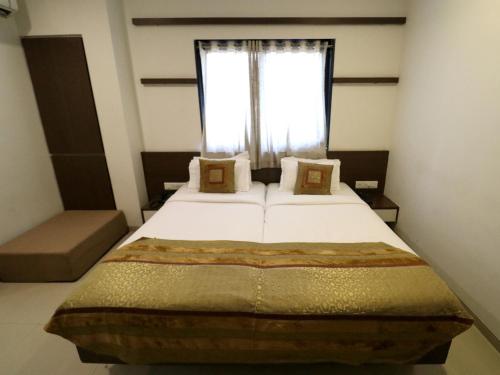 hotel girnar