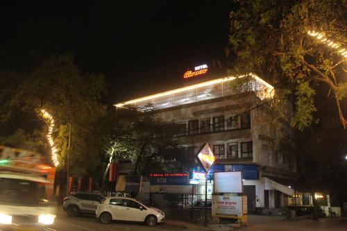 hotel girnar