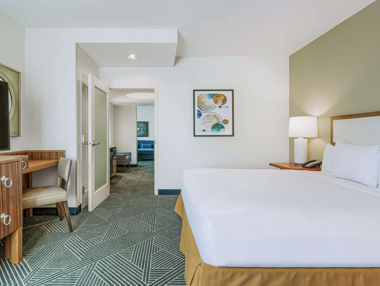 embassy suites houston downtown