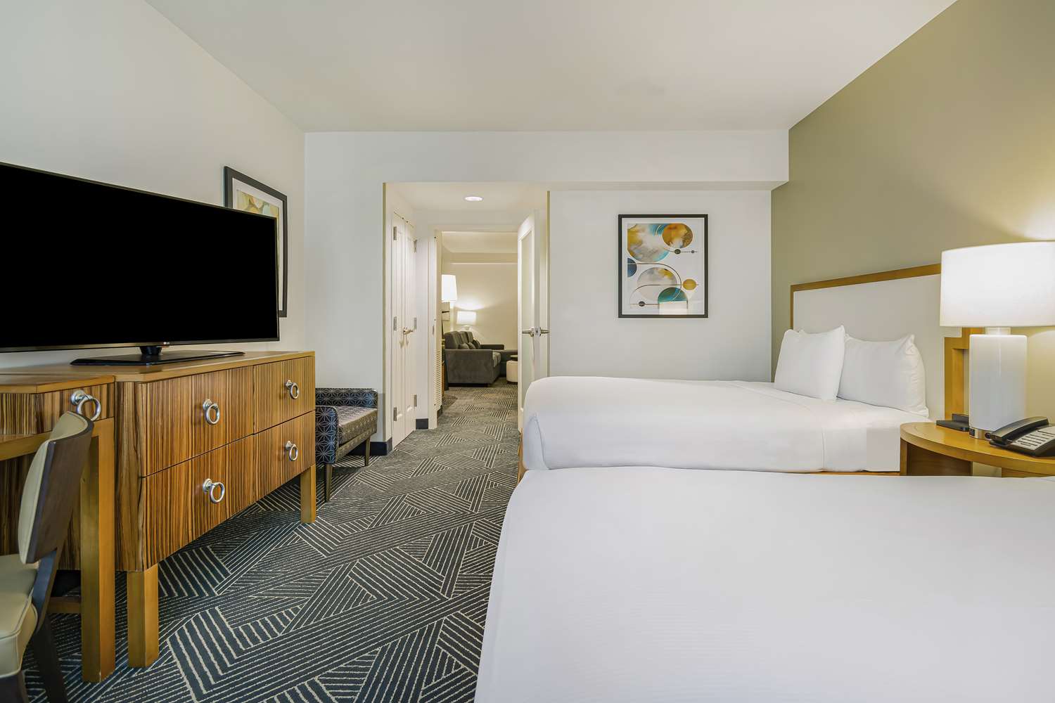 embassy suites houston downtown