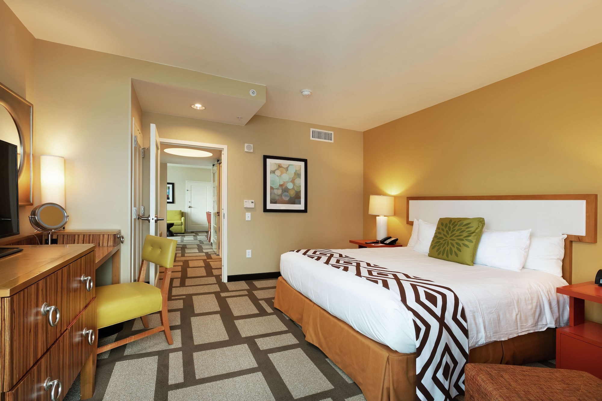 embassy suites houston downtown