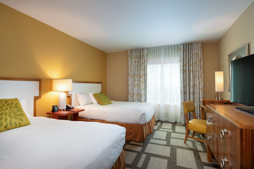 embassy suites houston downtown