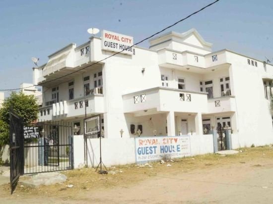 royal city guest house