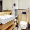 point 7 hotel