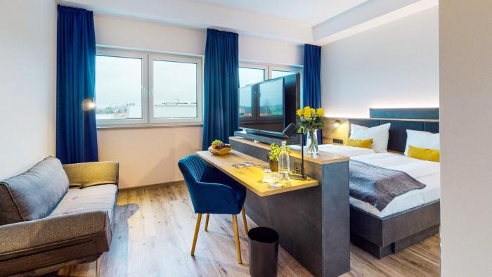 point 7 hotel