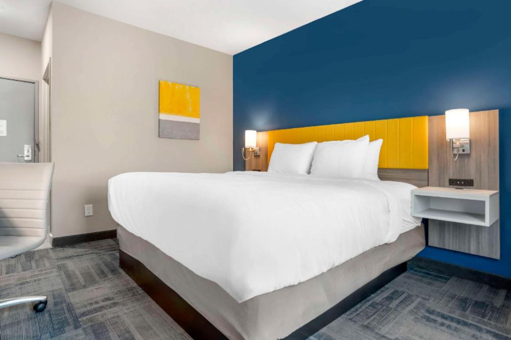 comfort inn and suites