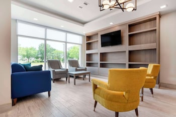 comfort inn and suites