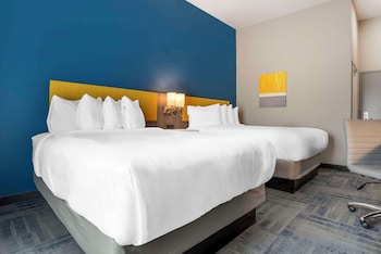 comfort inn and suites