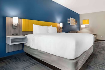 comfort inn and suites