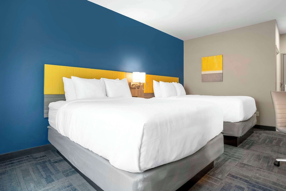 comfort inn and suites