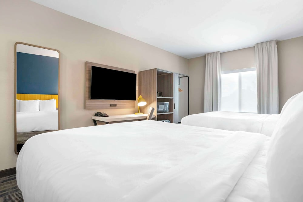 comfort inn and suites