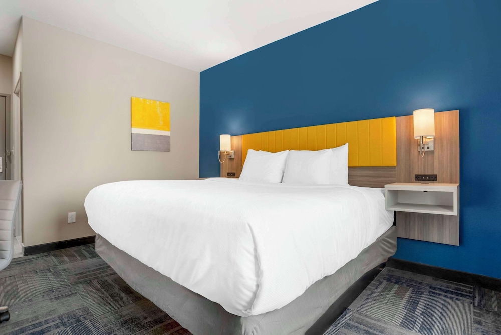 comfort inn and suites