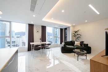 le collective seoulseocho