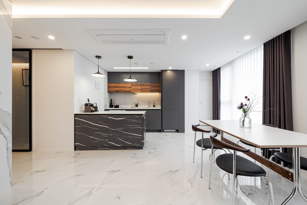 le collective seoulseocho