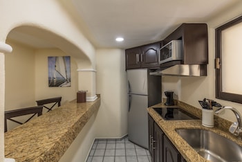 cabo san lucas marina condos