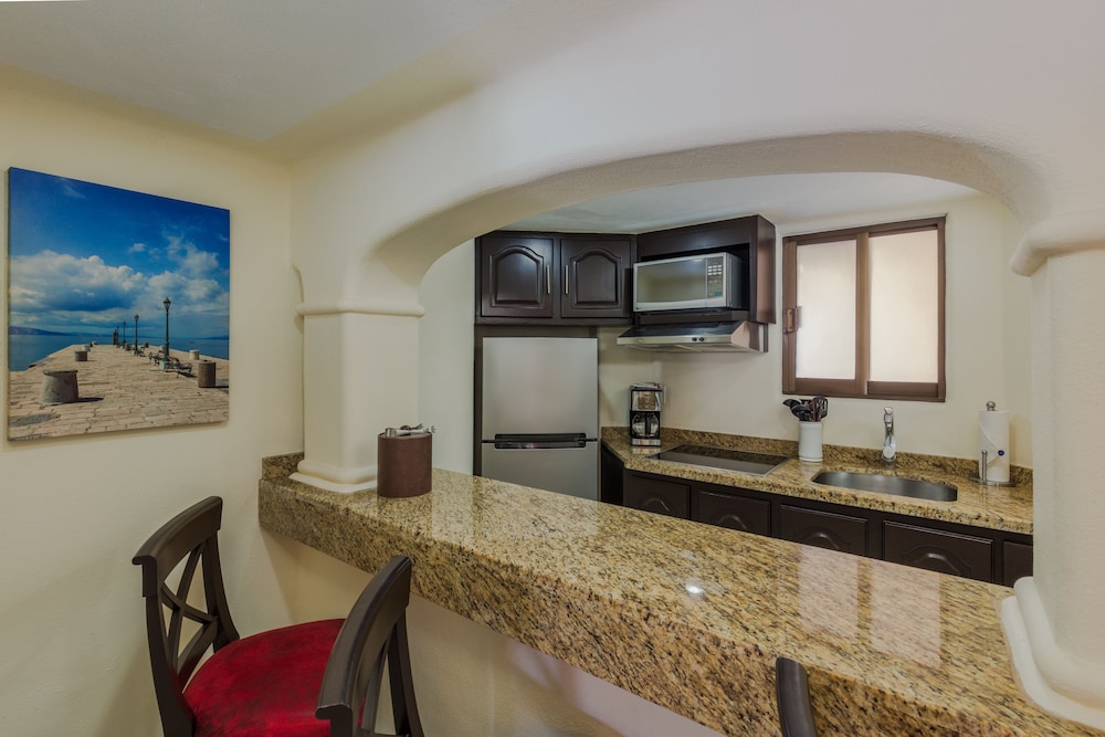 cabo san lucas marina condos