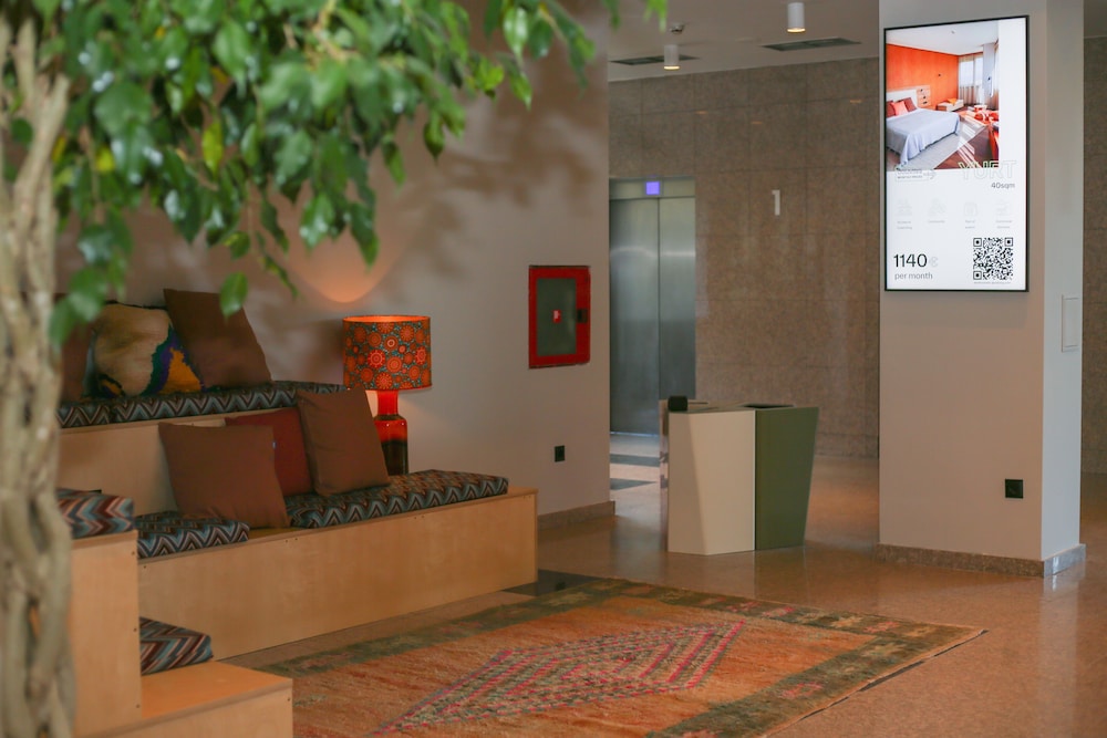 wn lab hotel