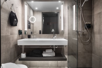 clarion hotel draken