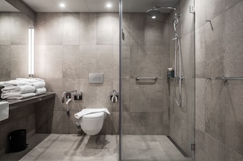 clarion hotel draken