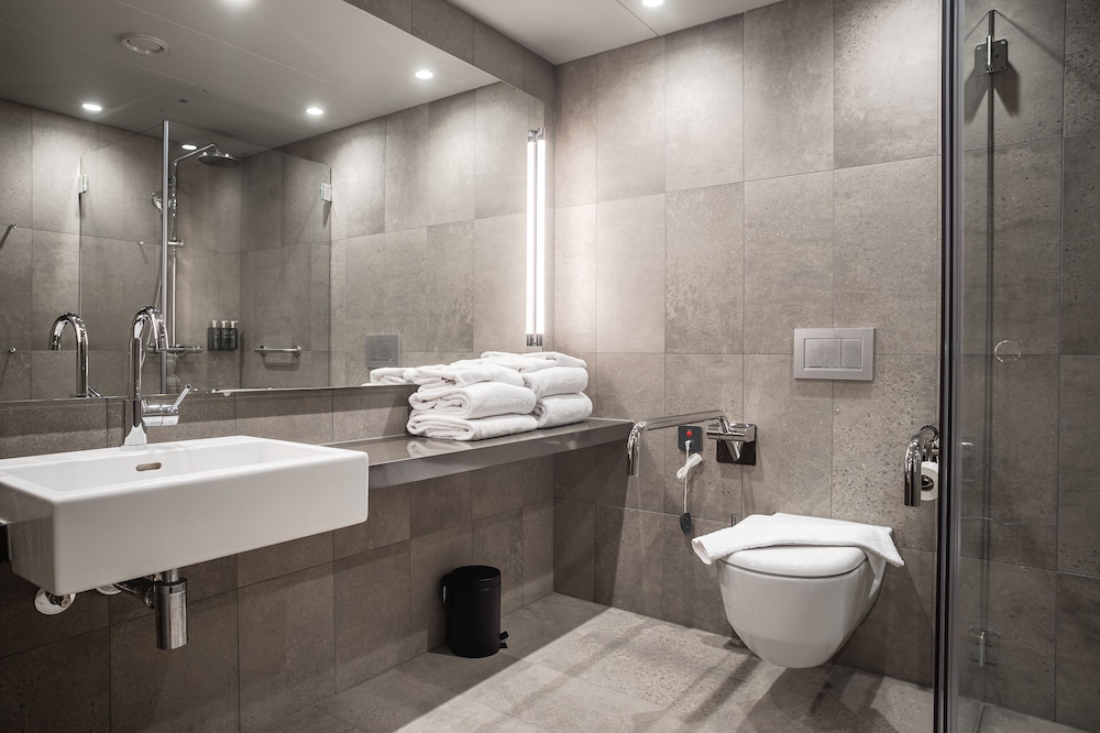 clarion hotel draken