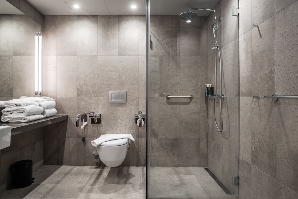 clarion hotel draken