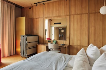 clarion hotel draken