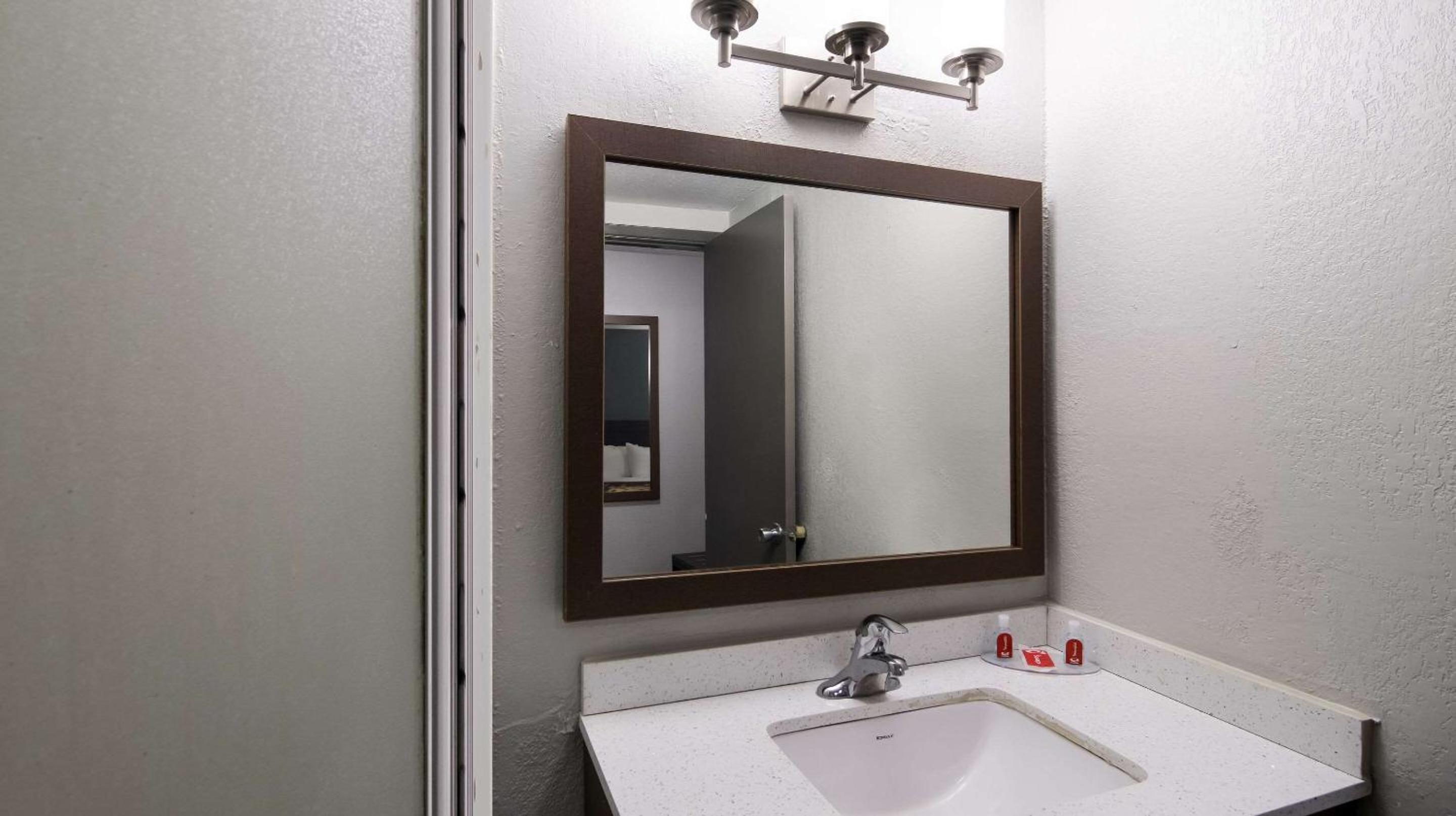 econo lodge portage