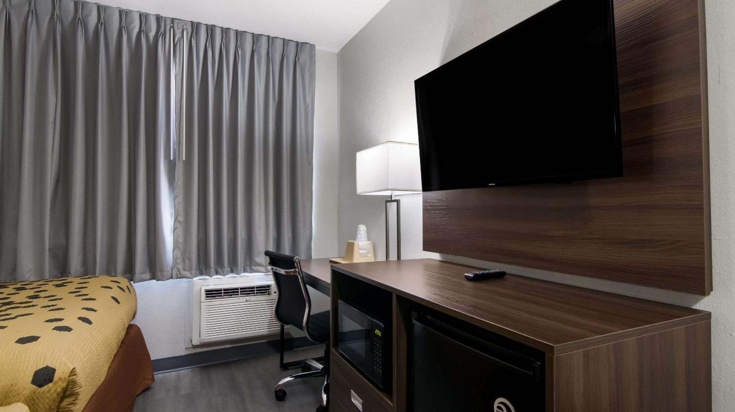 econo lodge portage