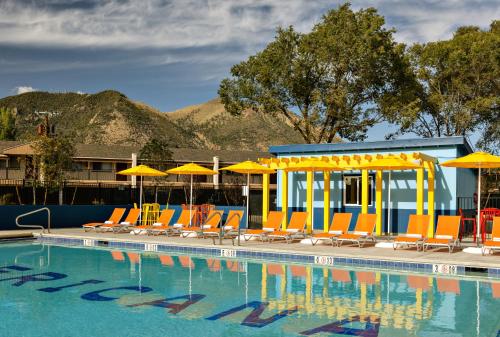 americana motor hotel