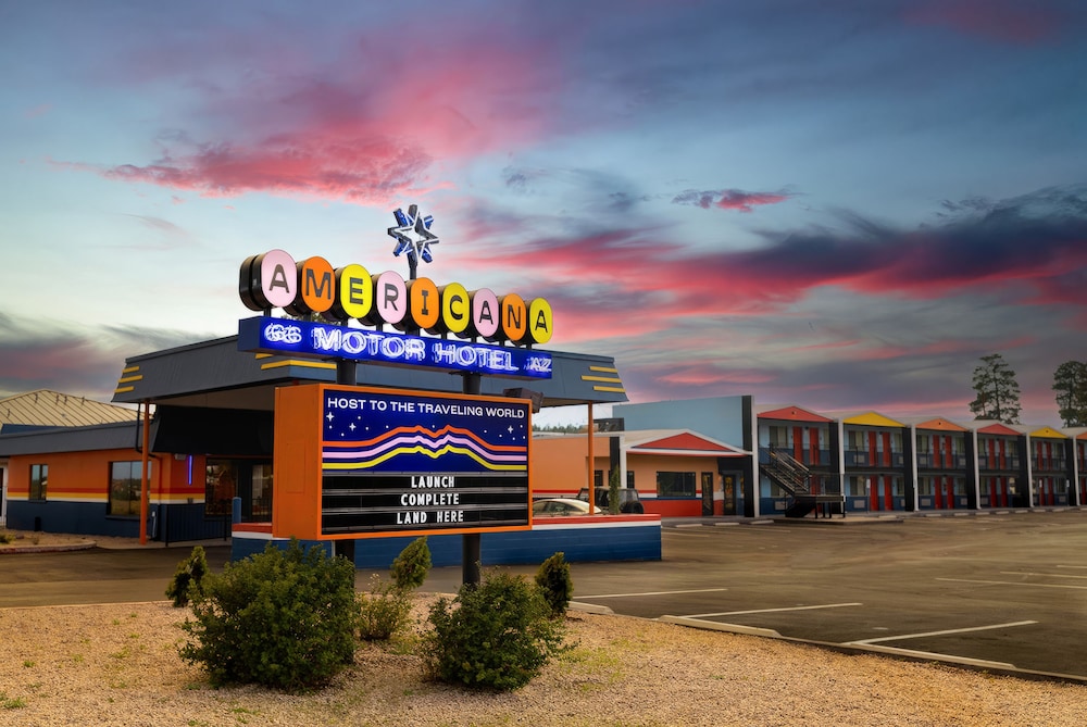 americana motor hotel