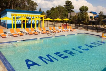 americana motor hotel